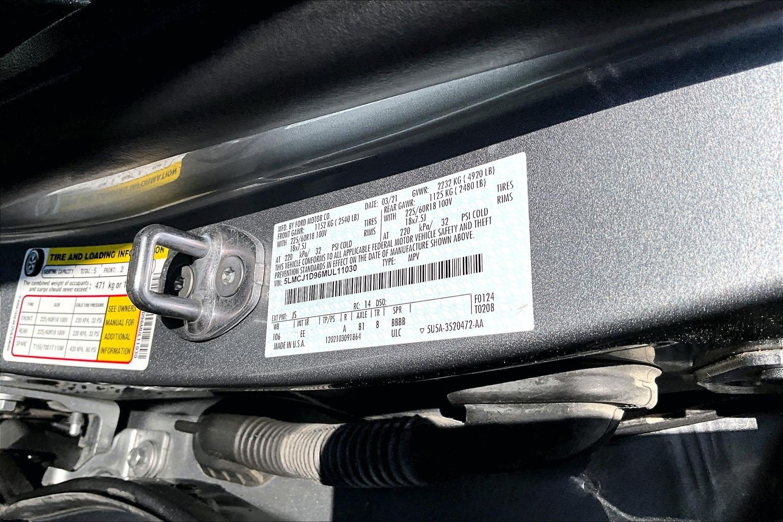 Used 2021 Lincoln Corsair AWD w/ Equipment Group 101A image 34