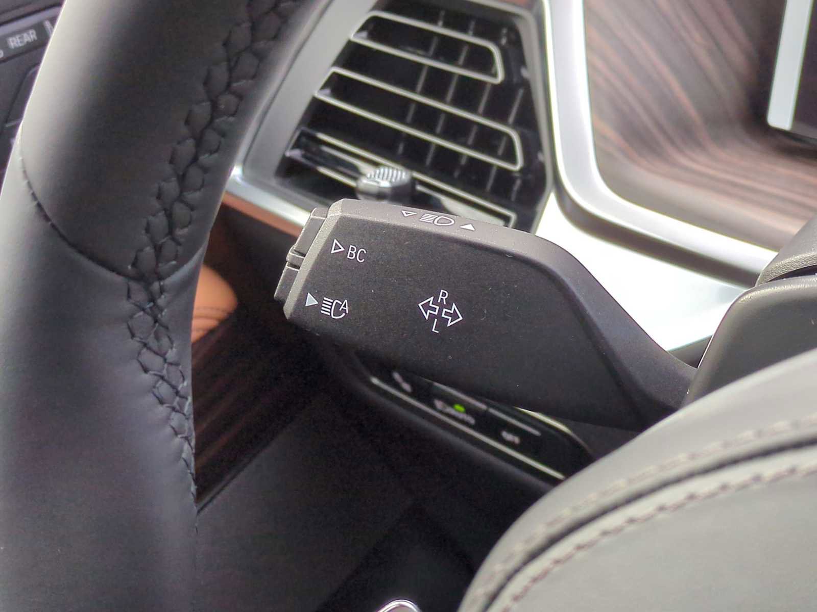 New 2026 BMW X7 xDrive40i w/ Executive Package image 28