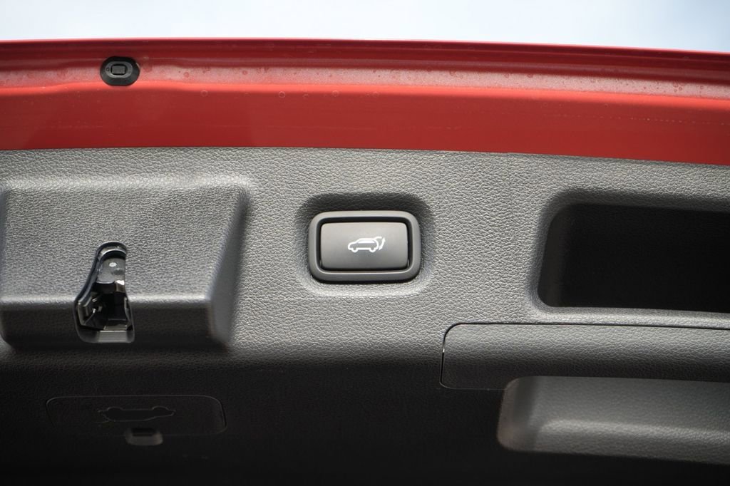 Certified 2021 Hyundai Santa Fe Limited AWD/4WD image 11