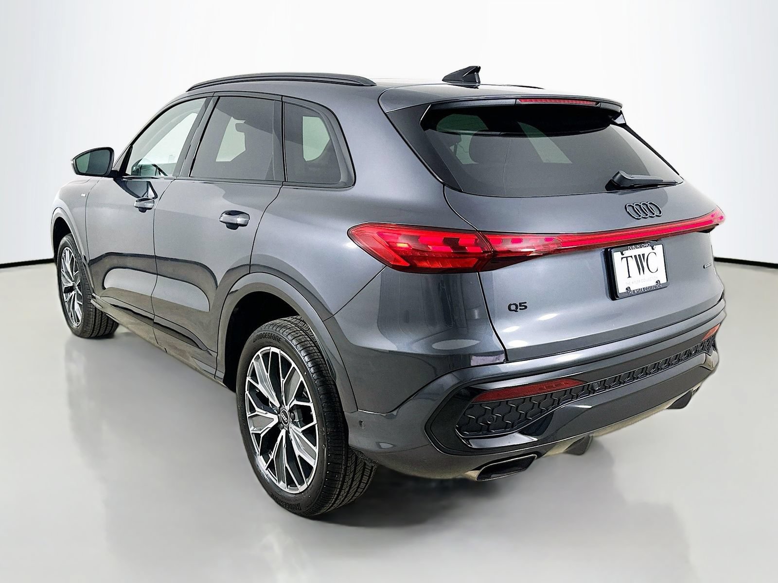New 2026 Audi Q5 Premium Plus AWD/4WD image 7