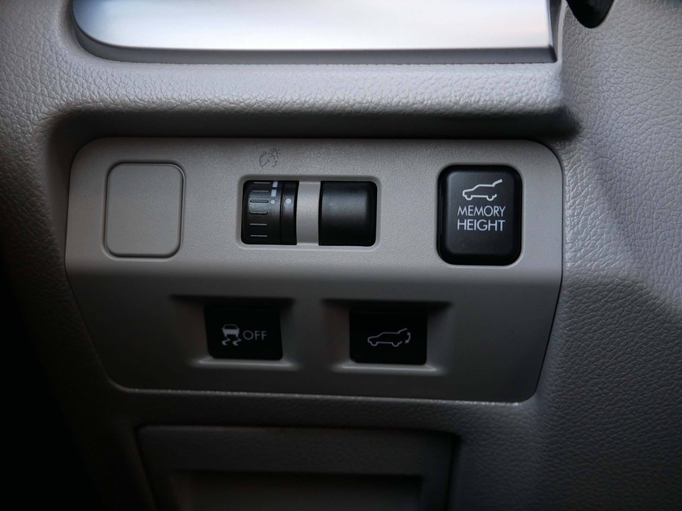 Used 2015 Subaru Forester 2.5i Limited image 25