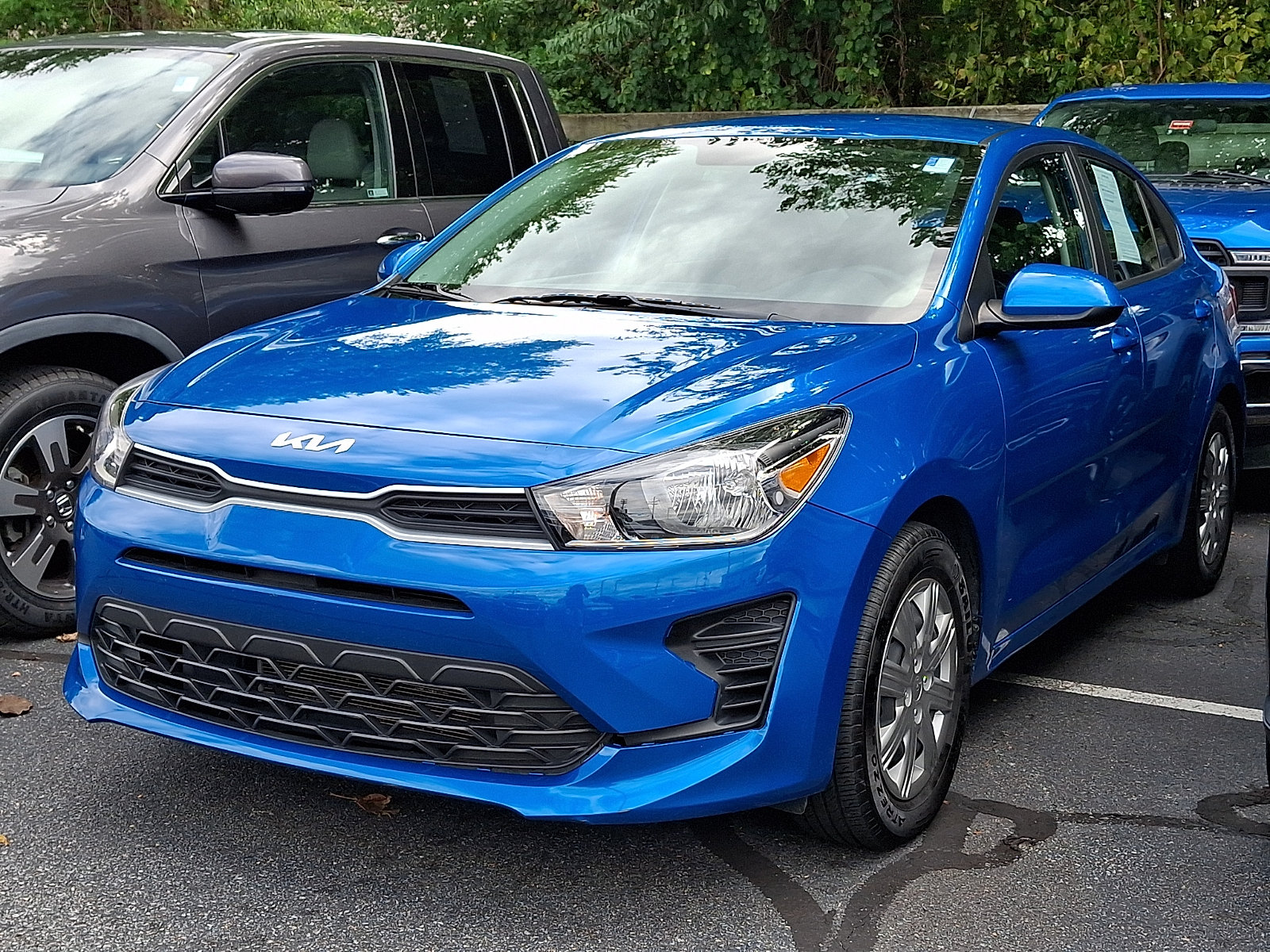 Certified 2023 Kia Rio S FWD image 3