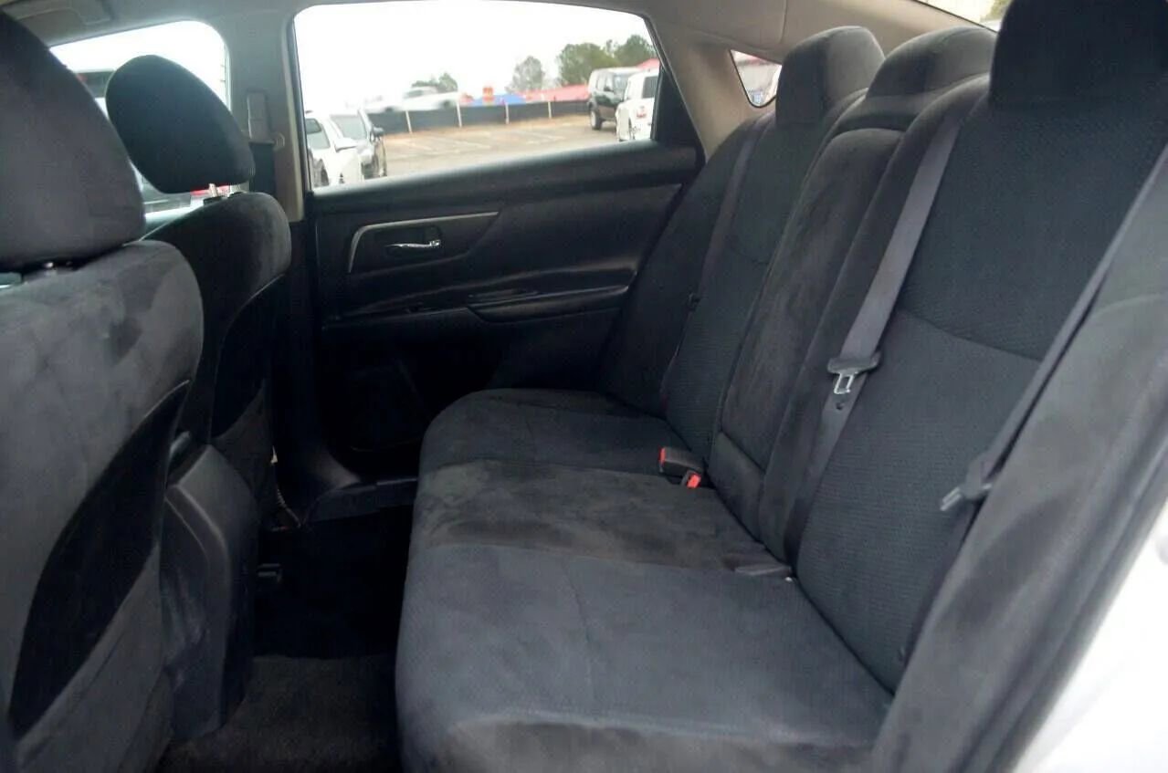 Used 2015 Nissan Altima 2.5 S w/ Power Driver Seat Package FWD image 22