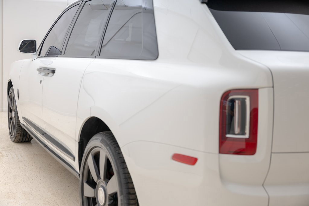 Used 2023 Rolls-Royce Cullinan image 16