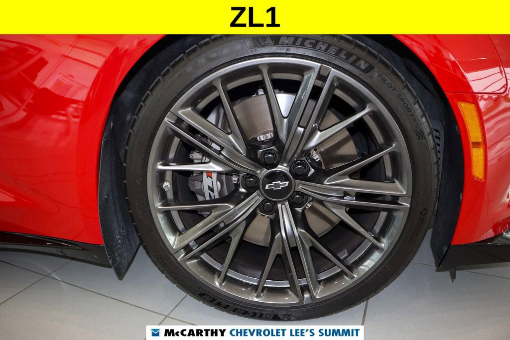 Used 2021 Chevrolet Camaro ZL1 RWD image 12