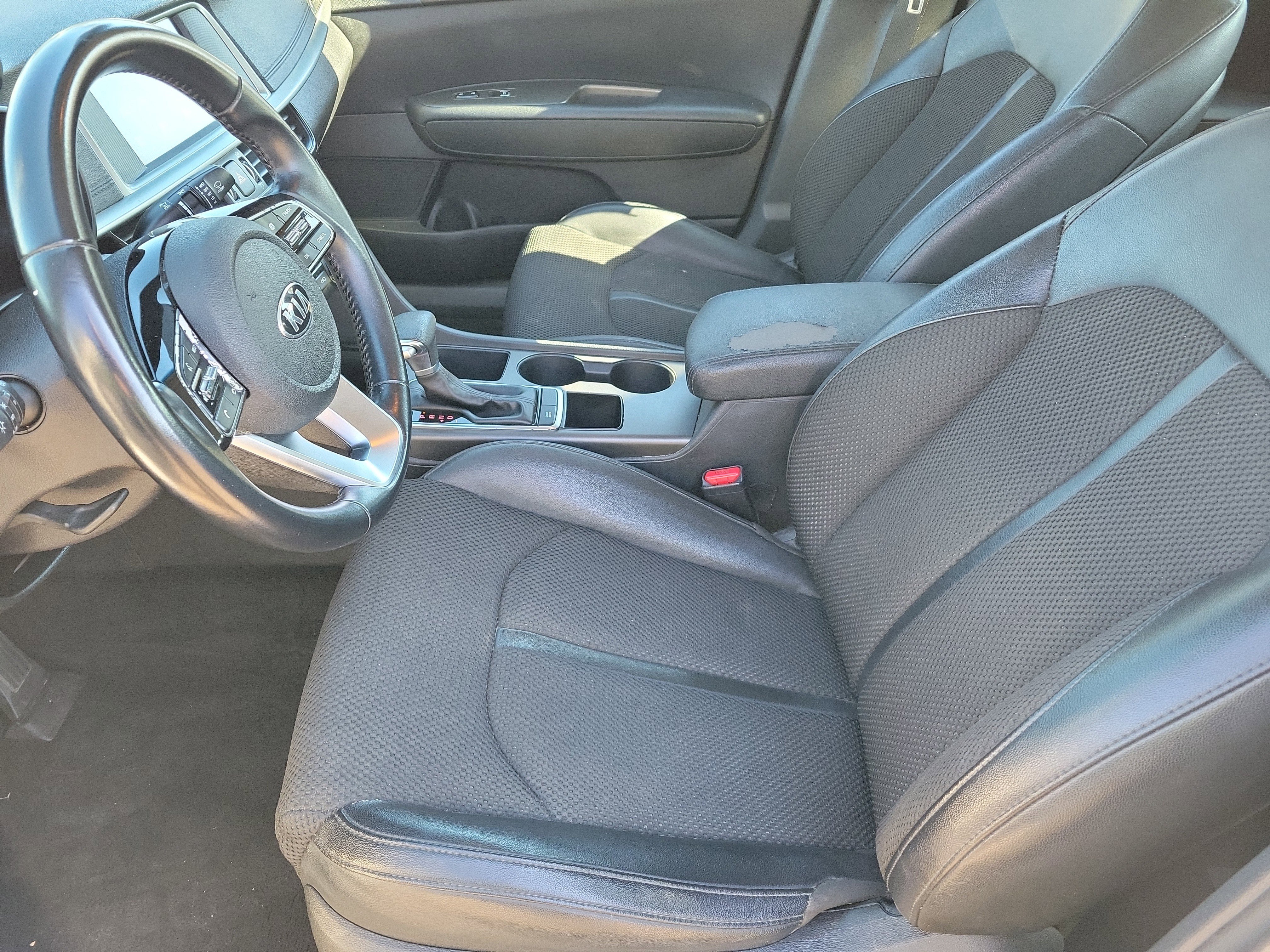 Used 2019 Kia Optima S image 3