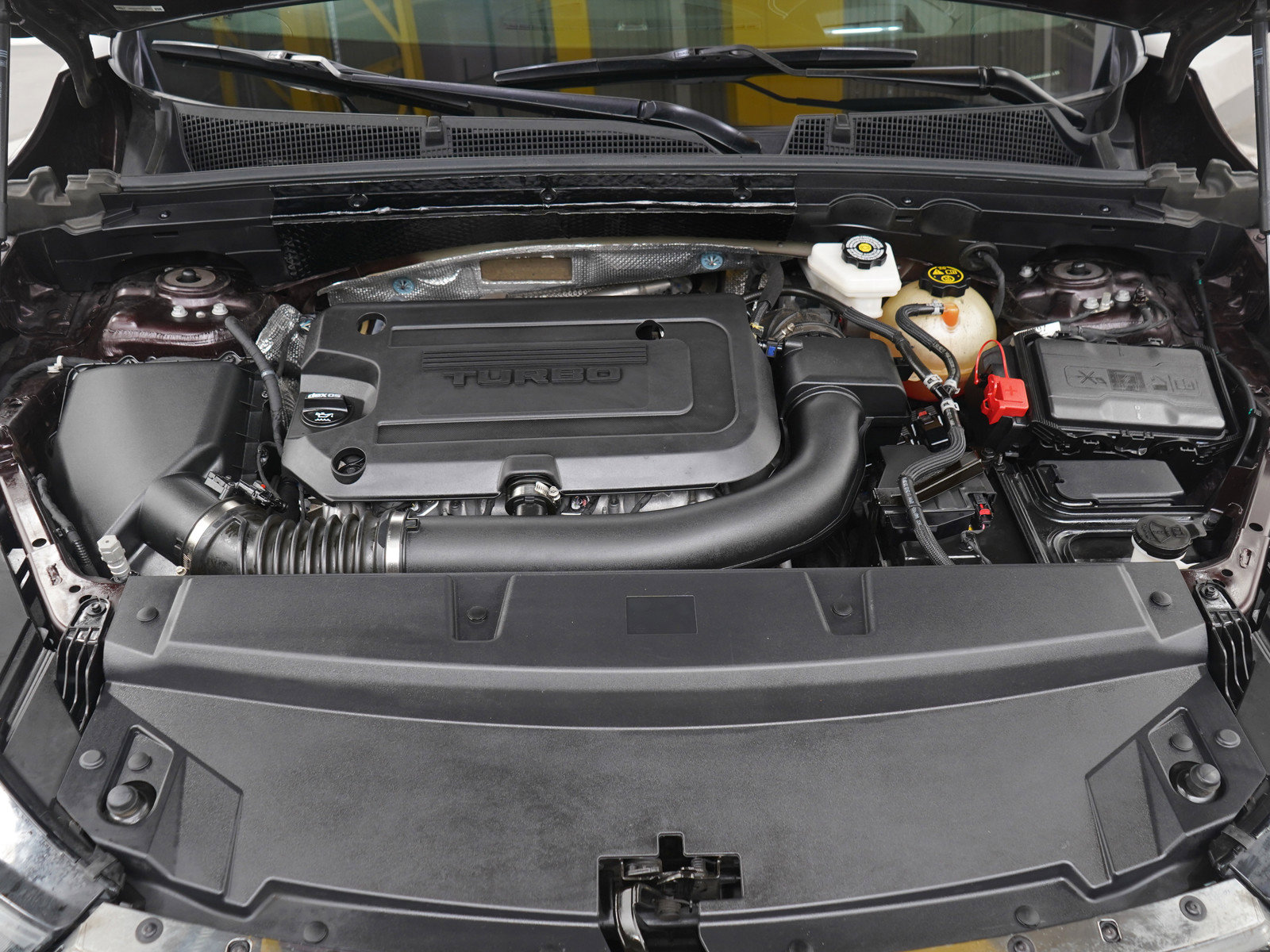 Used 2022 Buick Envision Avenir w/ Technology Package II image 30