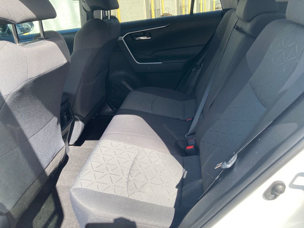 Used 2020 Toyota RAV4 XLE w/ Convenience Package AWD/4WD image 29