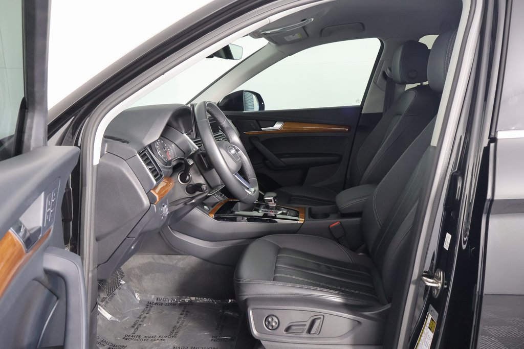 Used 2023 Audi Q5 2.0T Premium w/ Convenience Package AWD/4WD image 10