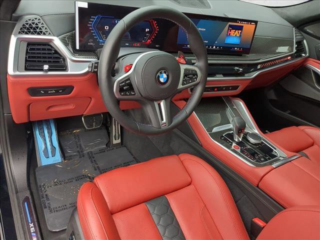 Used 2025 BMW X6 M Competition w/ Executive Package image 12