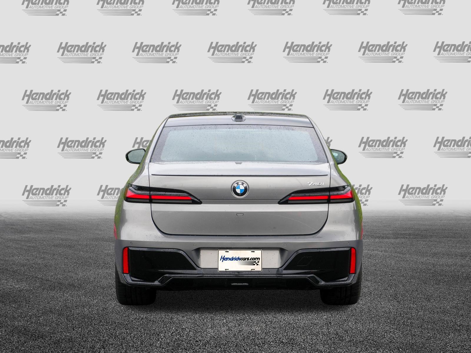 Certified 2023 BMW 740i RWD image 7
