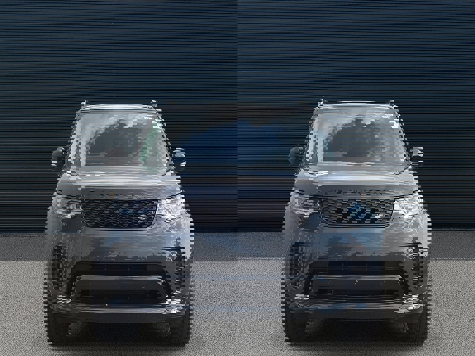 New 2025 Land Rover Discovery Dynamic SE image 2