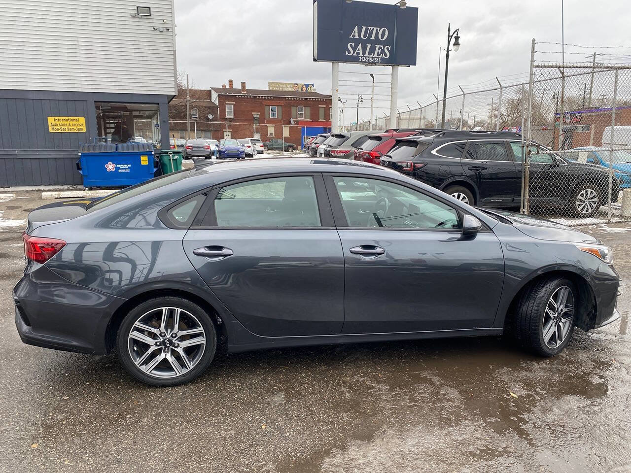 Used 2019 Kia Forte S image 9