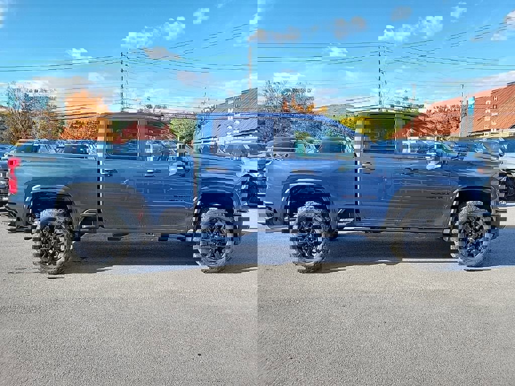 New 2026 Chevrolet Silverado 2500 Custom w/ Custom Blackout Package image 4