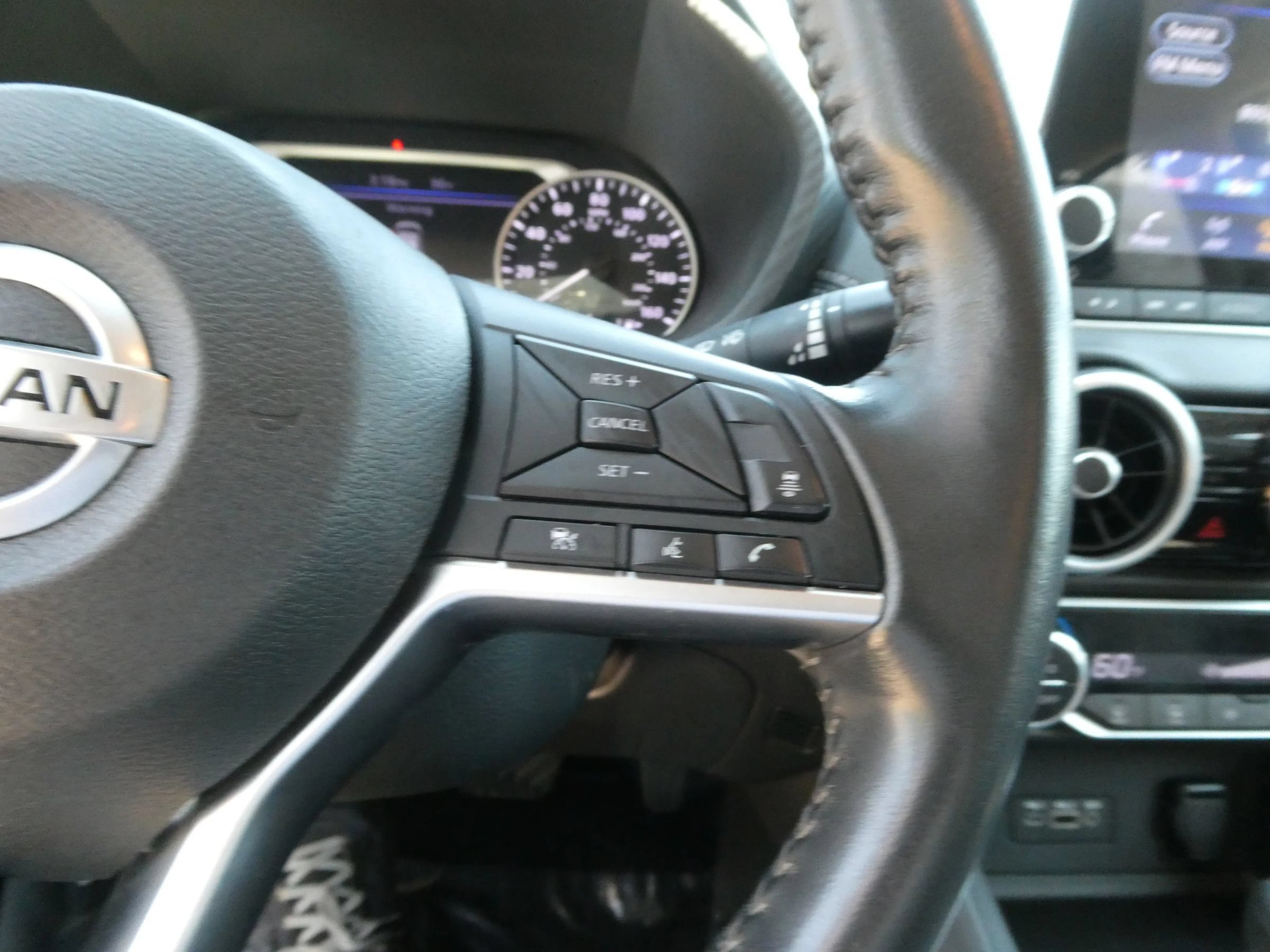 Used 2021 Nissan Sentra SV FWD image 18