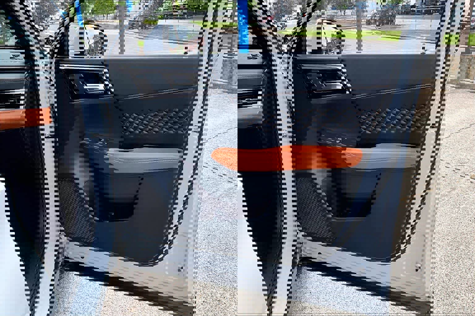 Used 2022 Mitsubishi Outlander SEL image 23