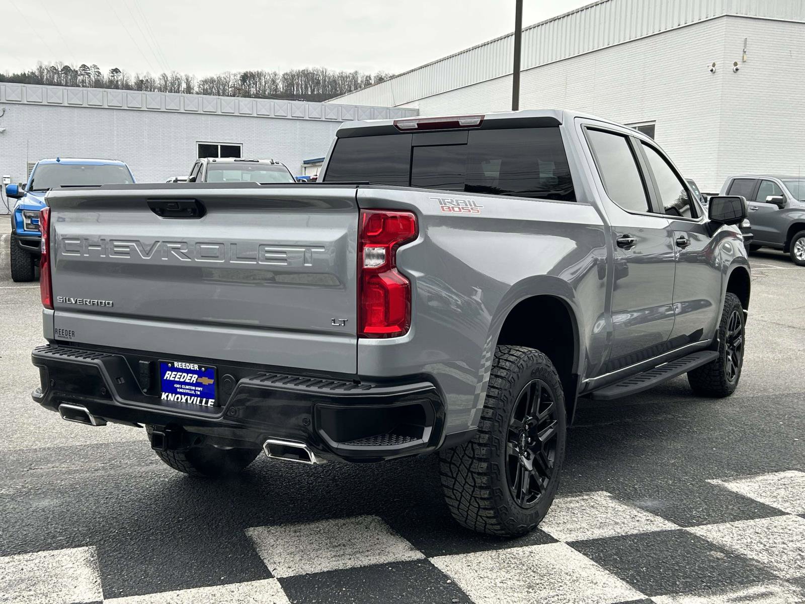 Used 2024 Chevrolet Silverado 1500 LT Trail Boss w/ LT Trail Boss Premium Package image 3