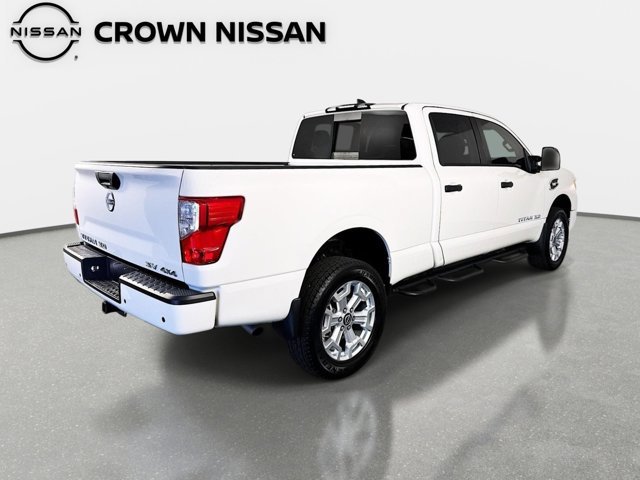 Certified 2024 Nissan Titan SV w/ SV Convenience Package image 6