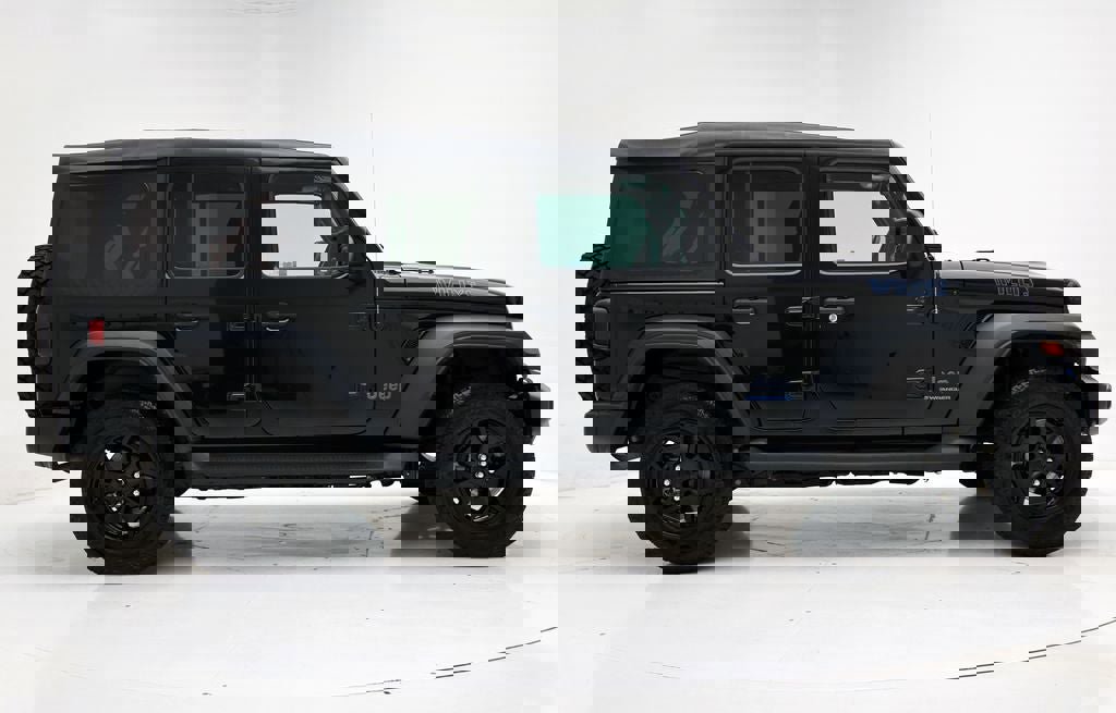 Used 2023 Jeep Wrangler Unlimited w/ Cold Weather Group video 2