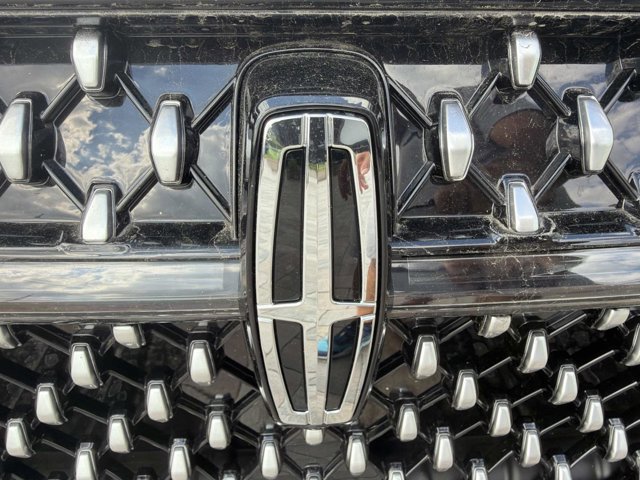 New 2026 Lincoln Nautilus Premier image 7