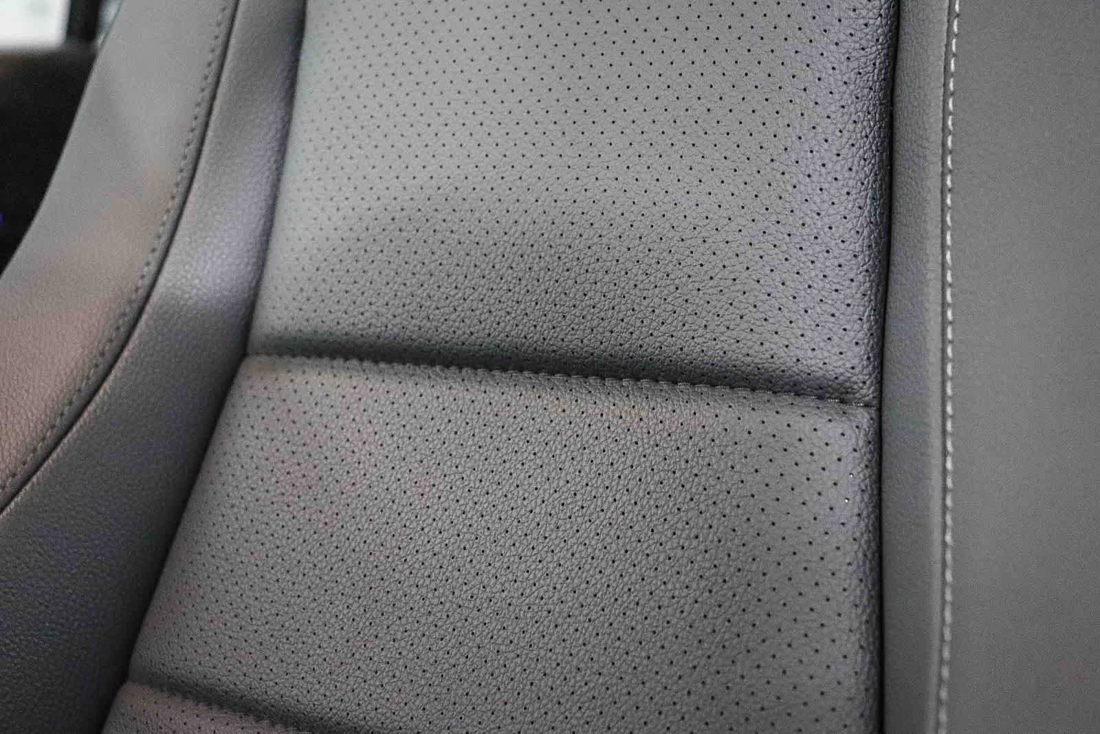 Certified 2025 Mercedes-Benz GLS 450 4MATIC image 25