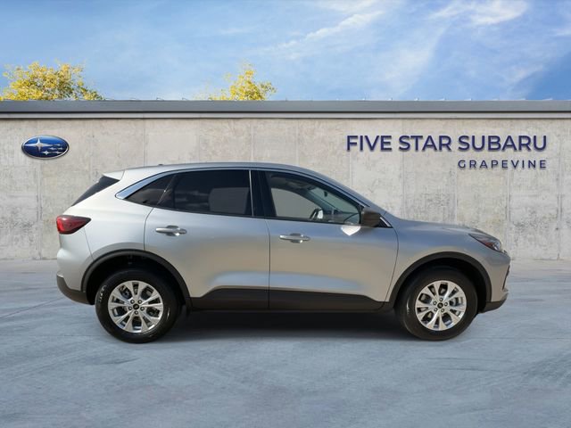 Used 2023 Ford Escape Active AWD/4WD image 9