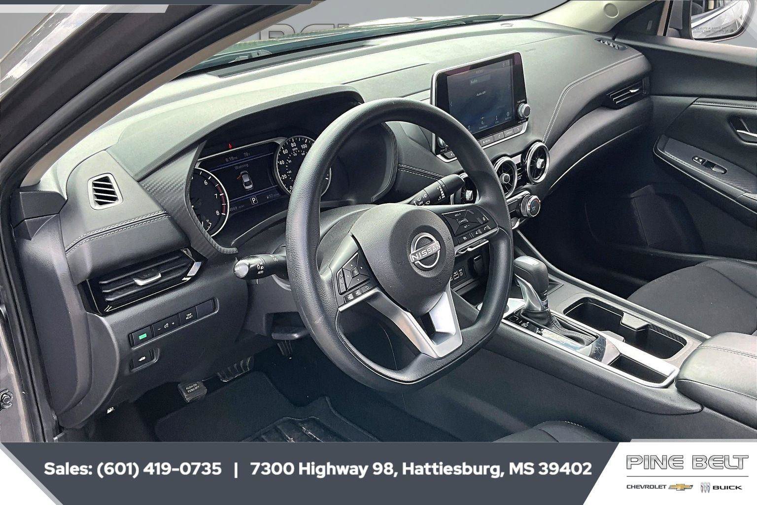 Used 2024 Nissan Sentra SV FWD image 12