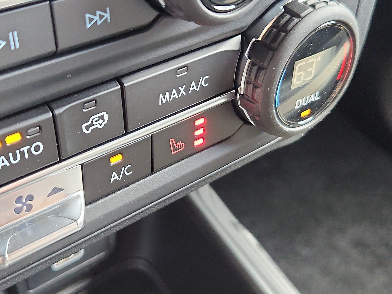 New 2026 Ford Bronco Outer Banks AWD/4WD image 17