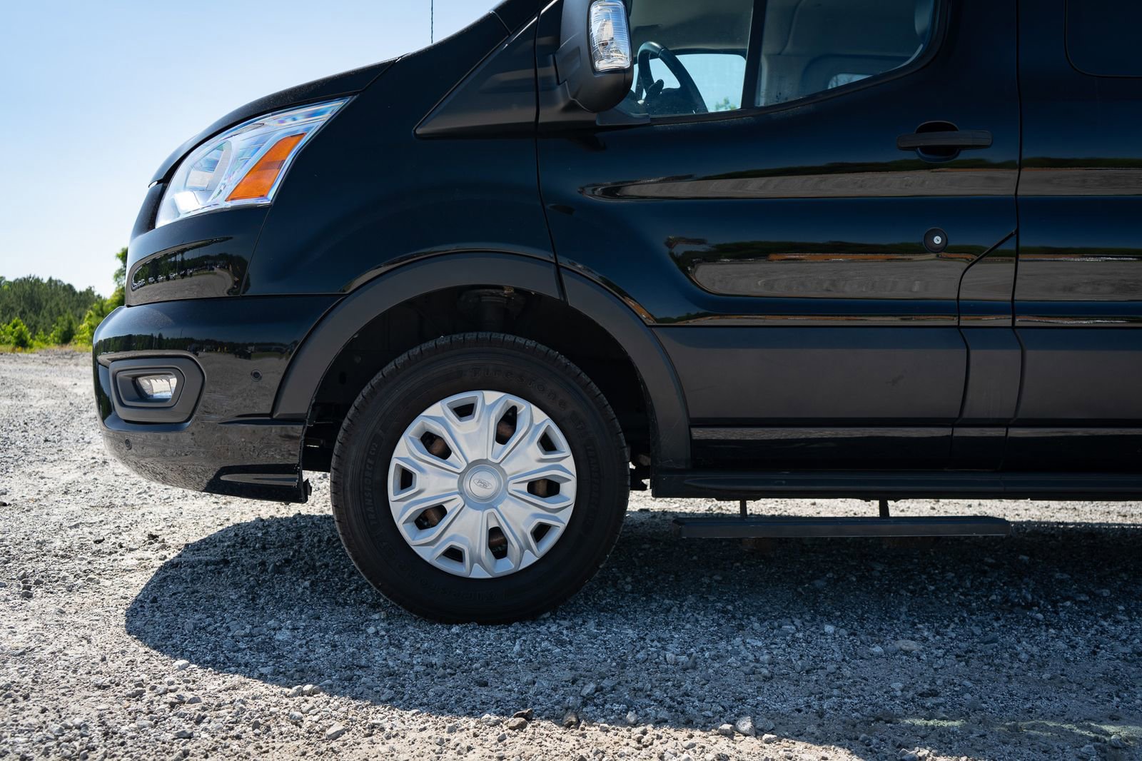 Used 2021 Ford Transit 350 XLT RWD image 4