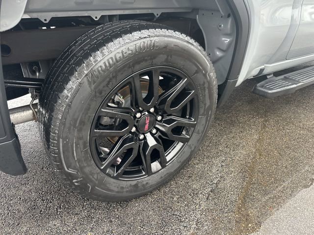 Used 2024 GMC Sierra 1500 Elevation w/ LPO, Elevation Black Package image 5