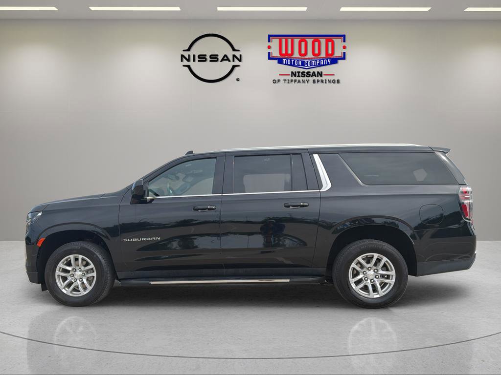 Used 2024 Chevrolet Suburban LT AWD/4WD image 5