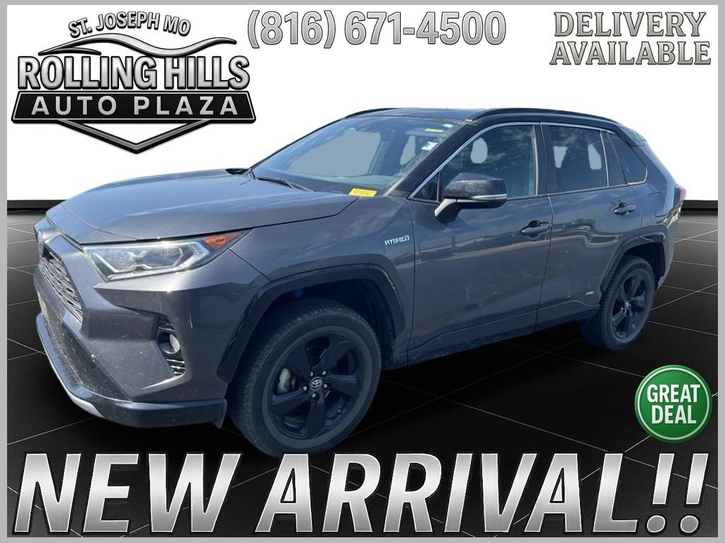 Used 2019 Toyota RAV4 XSE w/ XSE Weather Package AWD/4WD image 1