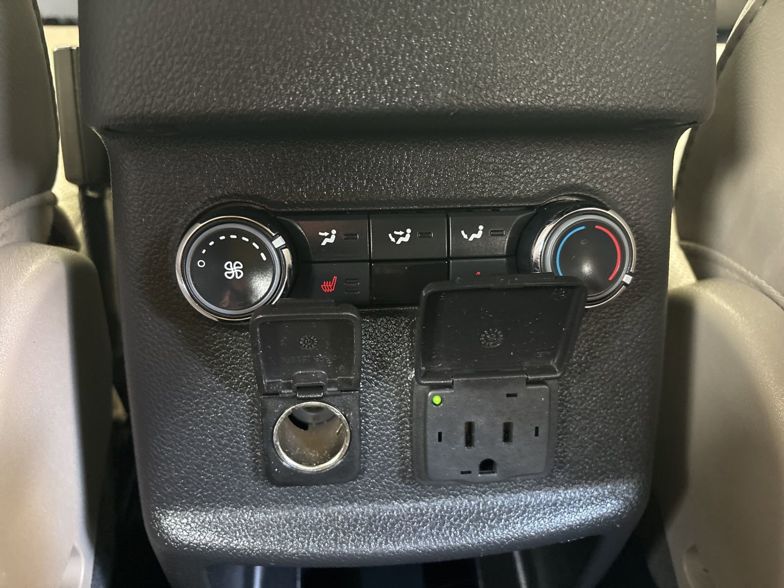 Used 2014 Ford Explorer Limited w/ Equipment Group 302A FWD image 20