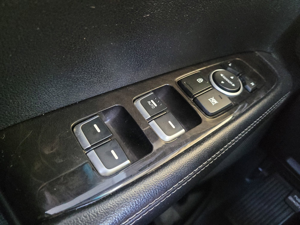 Used 2016 Kia Sorento L image 27