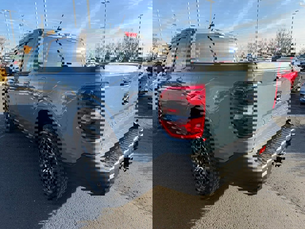 New 2026 Ford Maverick Lariat w/ 4K Tow Package image 7