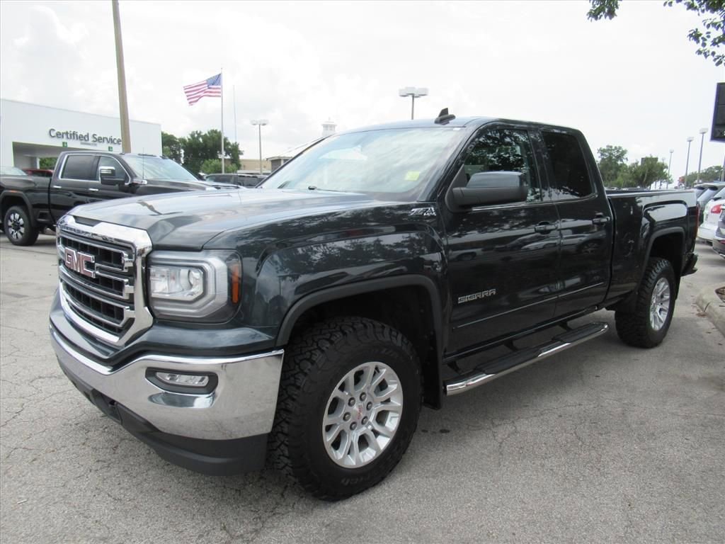 Used 2019 GMC Sierra 1500 SLE w/ SLE Value Package AWD/4WD image 3