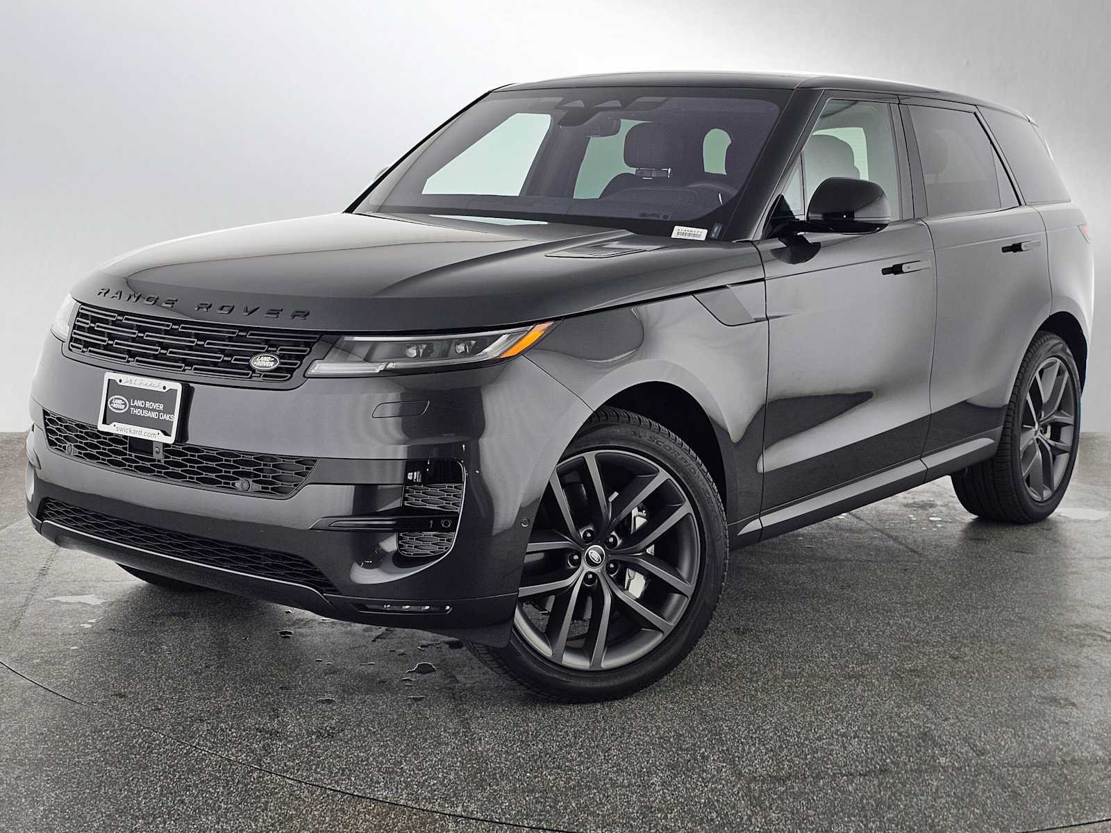 Used 2023 Land Rover Range Rover Sport SE AWD/4WD image 1