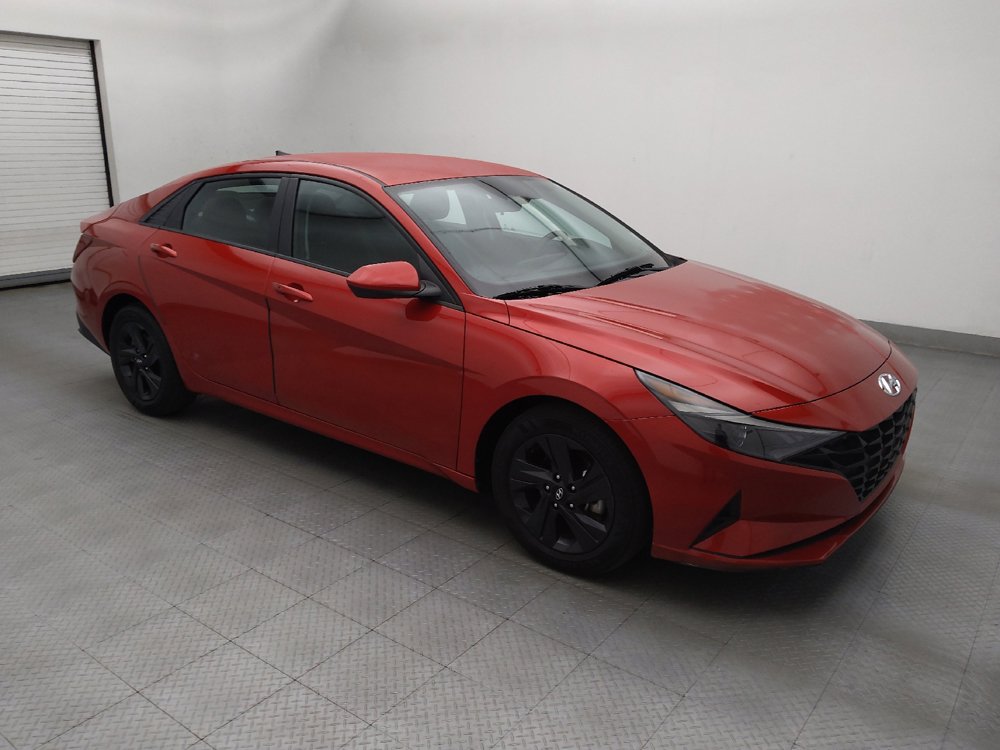 Used 2021 Hyundai Elantra SEL FWD image 11