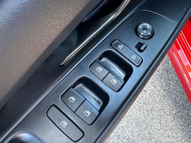 Used 2025 Hyundai Elantra Sport image 25