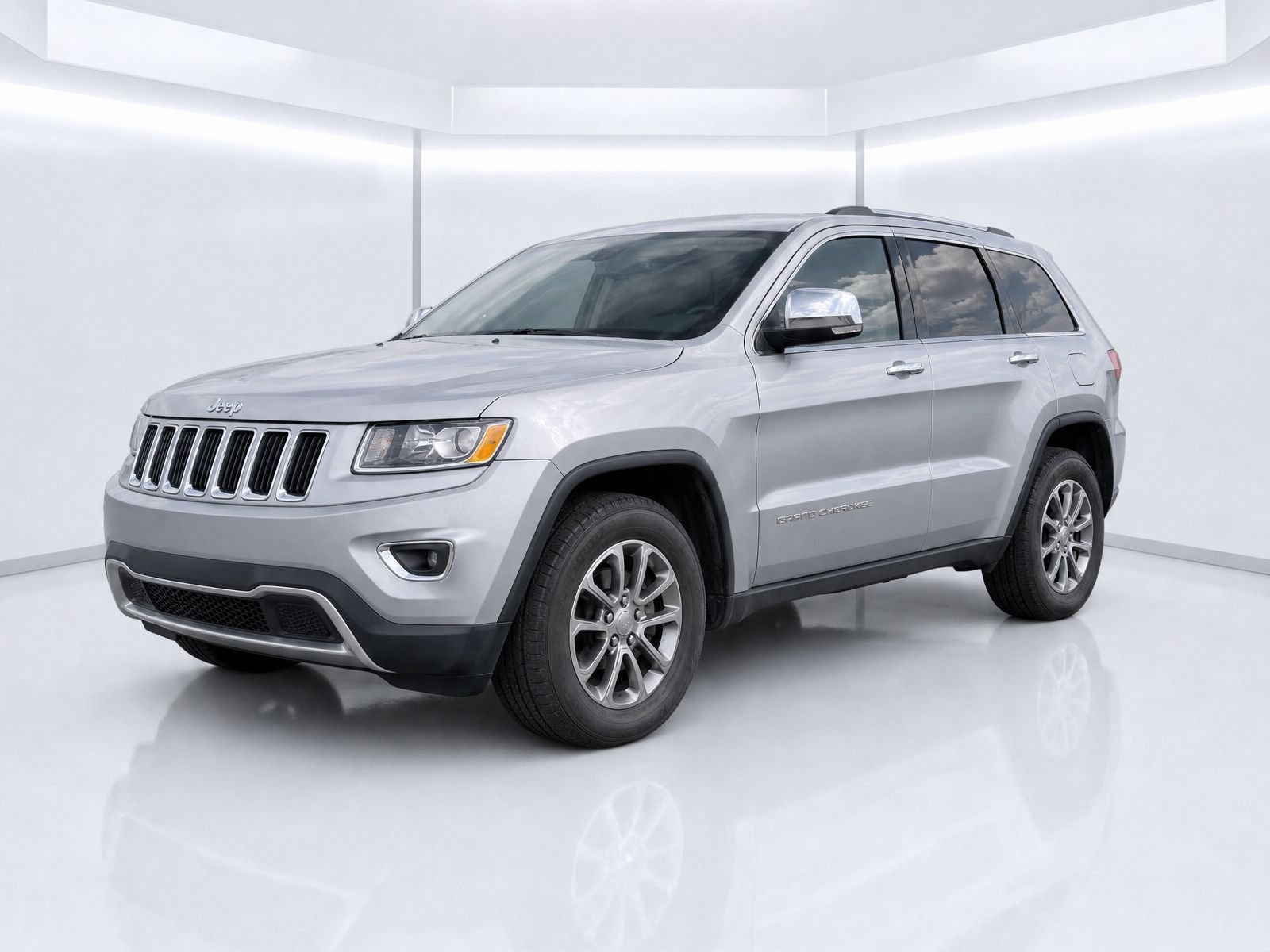 Used 2016 Jeep Grand Cherokee Limited AWD/4WD image 1