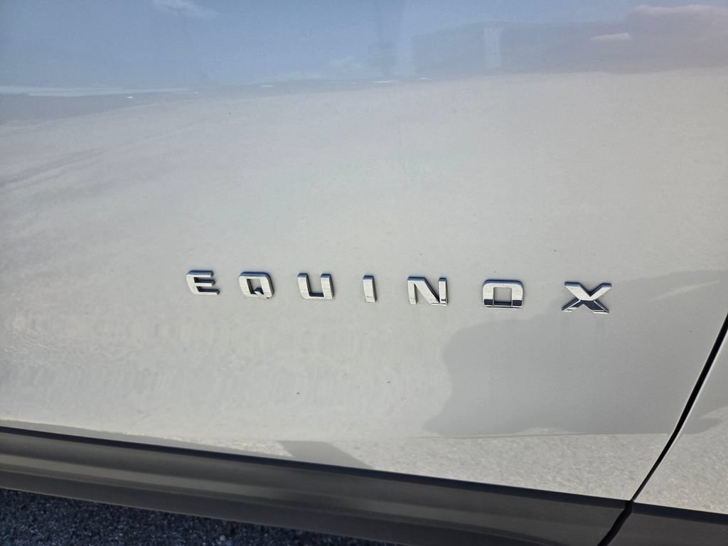 Used 2019 Chevrolet Equinox LT FWD image 4