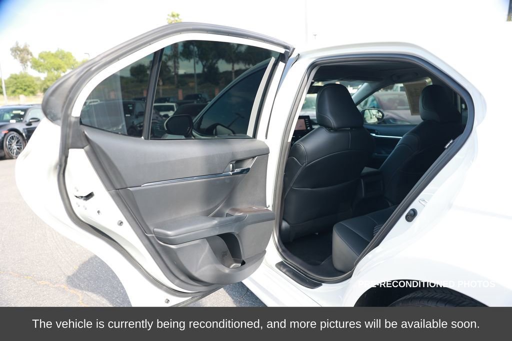 Used 2024 Toyota Camry SE image 34