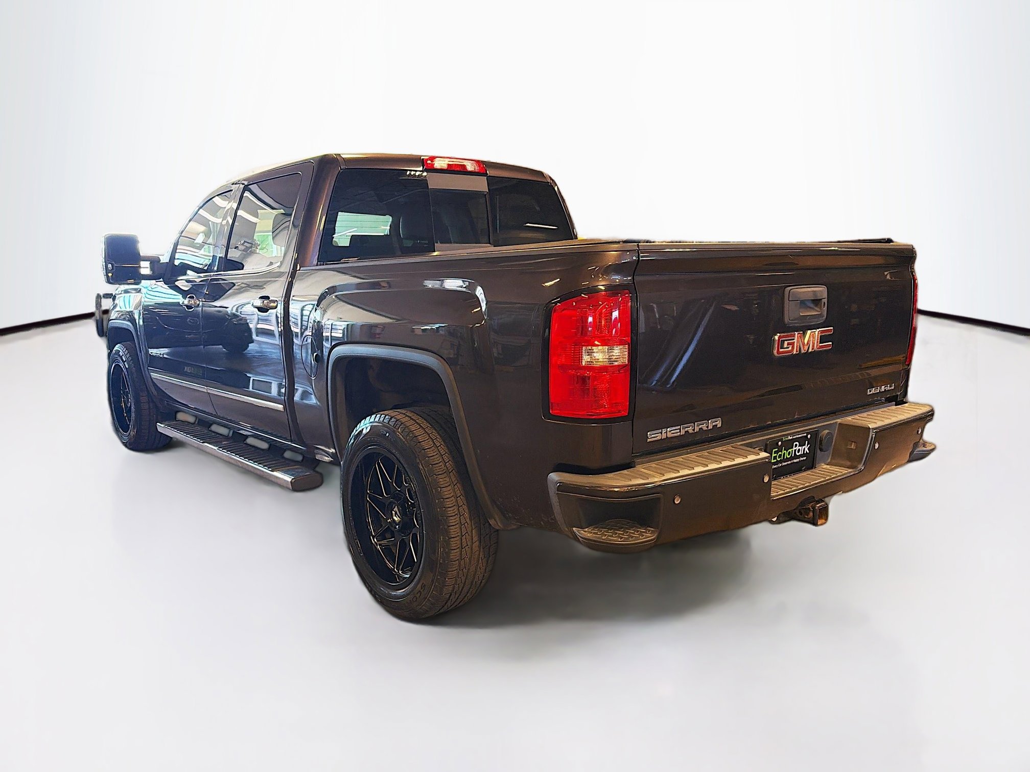 Used 2015 GMC Sierra 1500 Denali w/ Driver Alert Package image 5