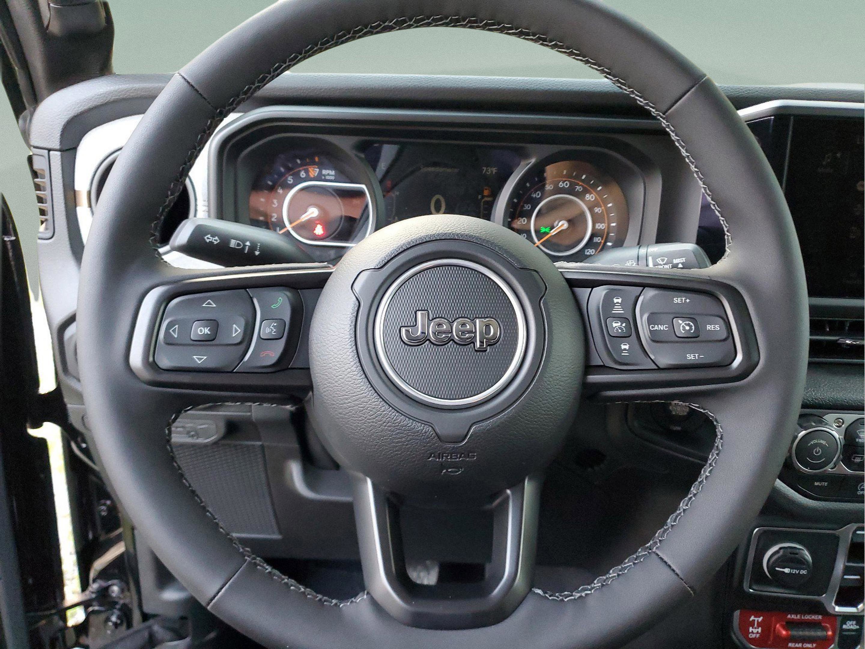 New 2025 Jeep Gladiator Willys image 7