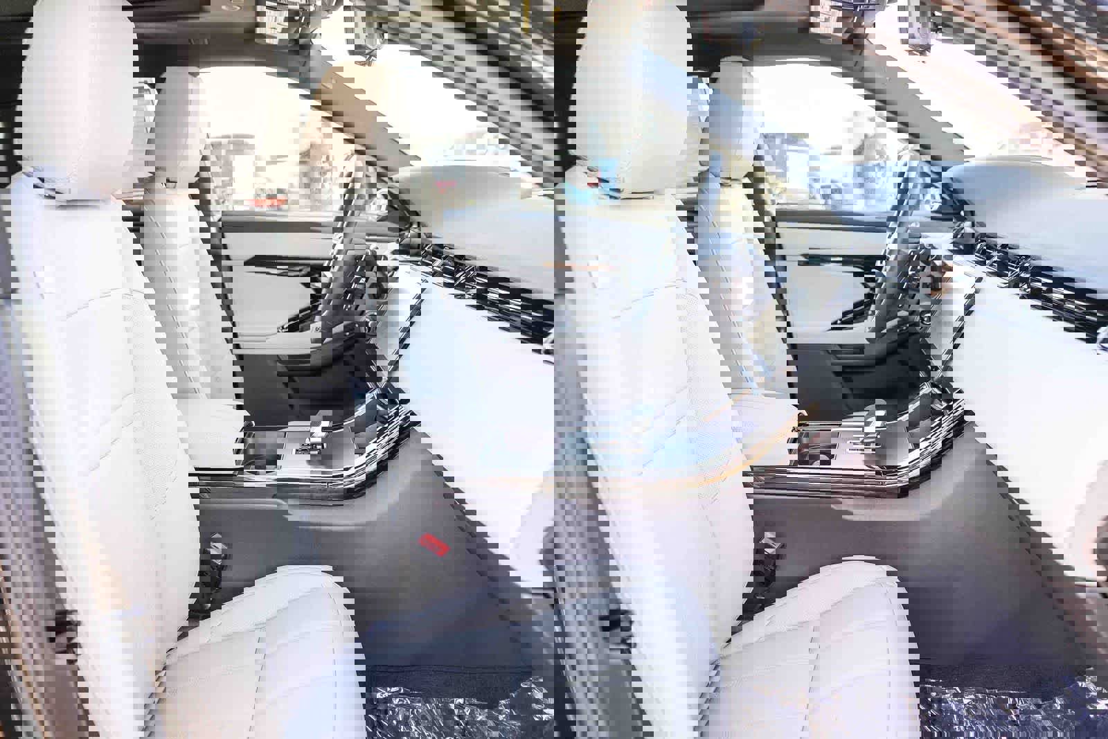 New 2026 Land Rover Range Rover Evoque S image 14