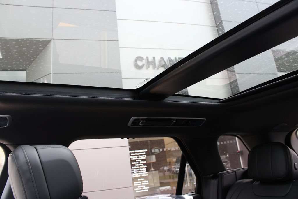 New 2026 Land Rover Range Rover Sport Dynamic SE AWD/4WD image 24