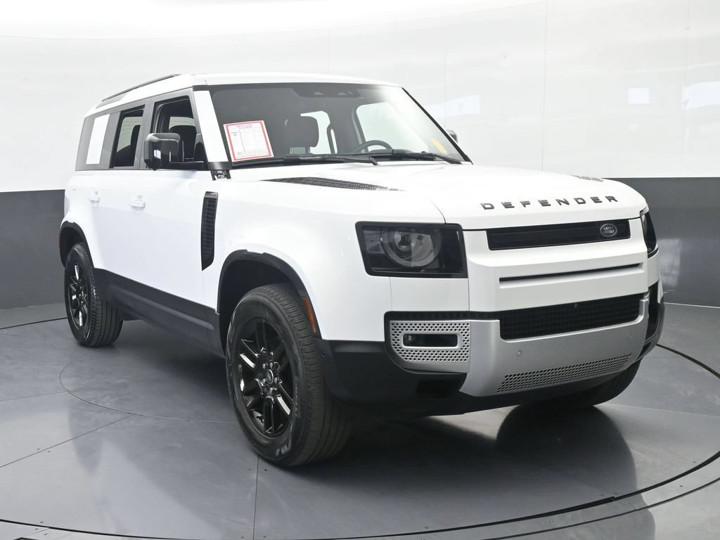 Used 2025 Land Rover Defender 110 S AWD/4WD image 9