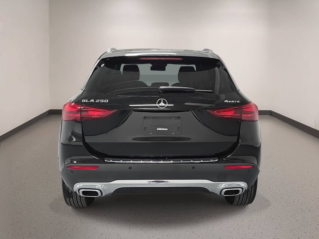Used 2025 Mercedes-Benz GLA 250 4MATIC image 6
