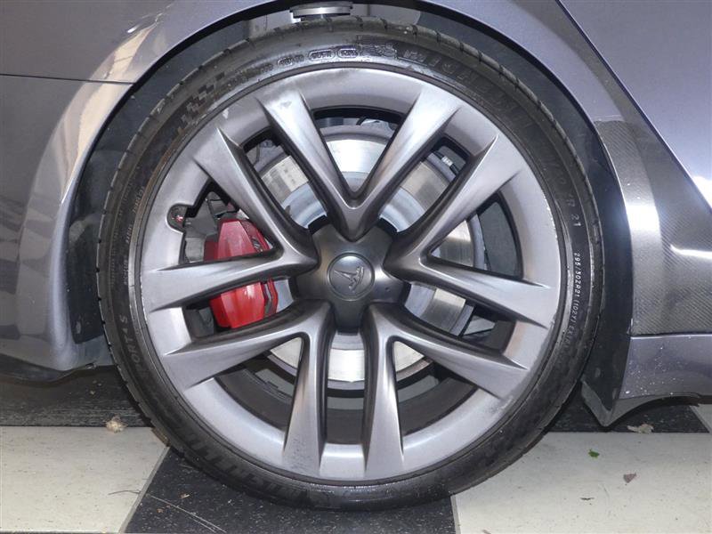 Used 2022 Tesla Model S Plaid AWD/4WD image 30