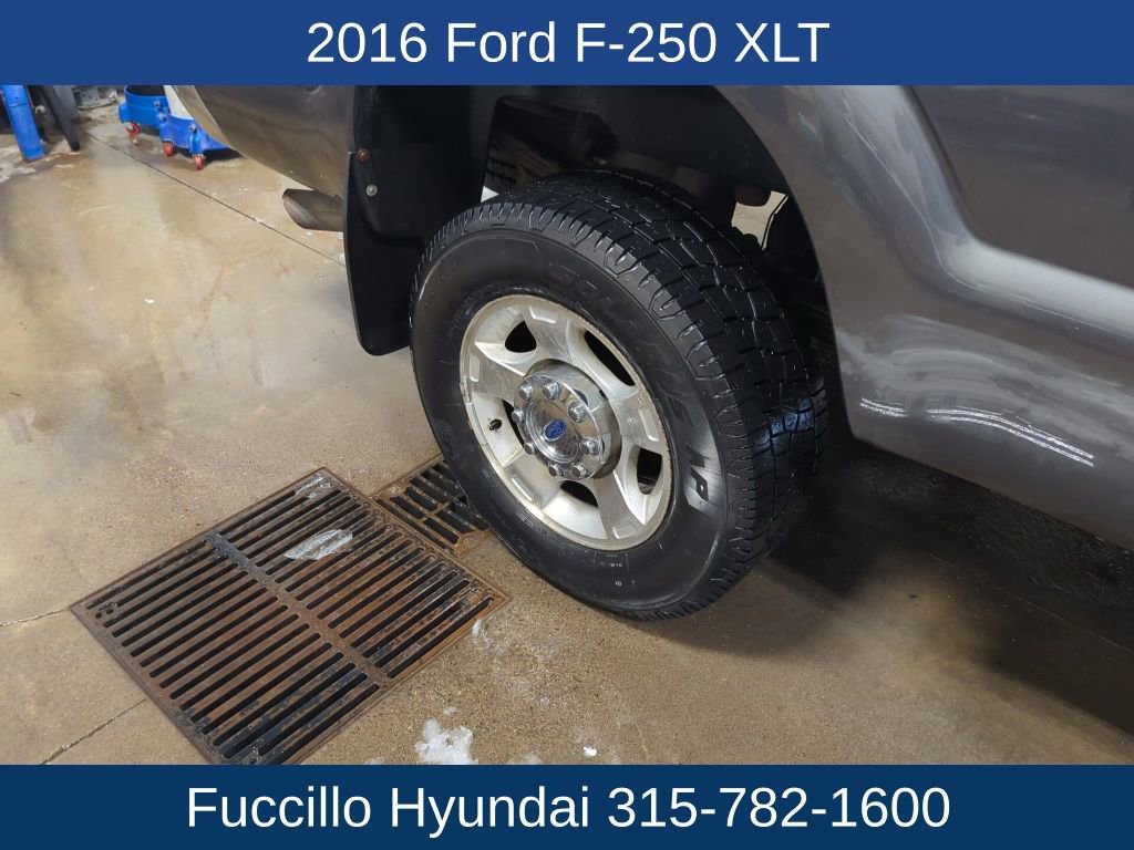 Used 2016 Ford F250 XLT w/ XLT Value Package image 27
